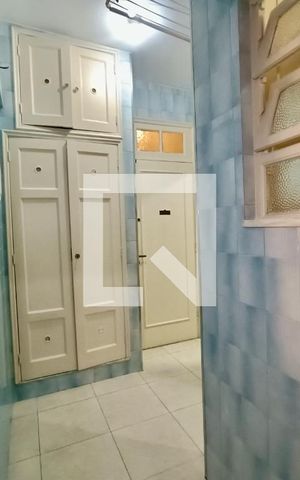 Apartamento à venda com 150m², 4 quartos e 1 vaga Apartamento à venda com 150m², 4 quartos e 1 vagaArea serviço