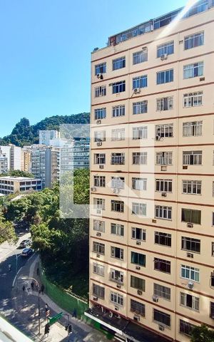 Apartamento à venda com 150m², 4 quartos e 1 vaga Apartamento à venda com 150m², 4 quartos e 1 vagaSala vista