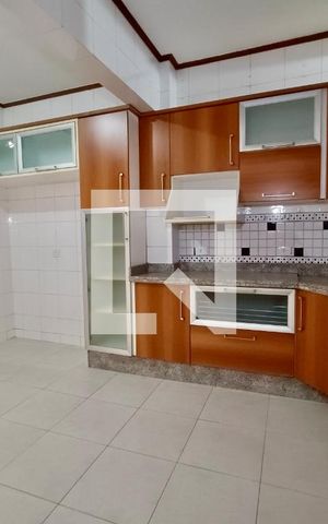 Apartamento à venda com 150m², 4 quartos e 1 vaga Apartamento à venda com 150m², 4 quartos e 1 vagaCopa Cozinha