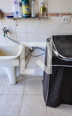 Apartamento à venda com 187m², 3 quartos e 1 vaga Apartamento à venda com 187m², 3 quartos e 1 vagaÁrea de Serviço