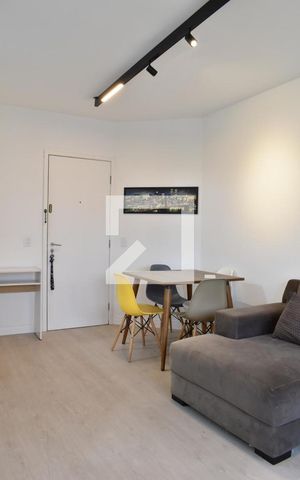 Apartamento para alugar com 78m², 2 quartos e 2 vagasSala