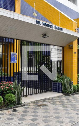Apartamento para alugar com 78m², 2 quartos e 2 vagasFachada do condomínio