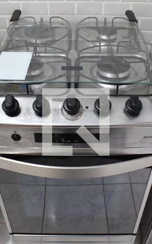 Apartamento para alugar com 78m², 2 quartos e 2 vagasCozinha