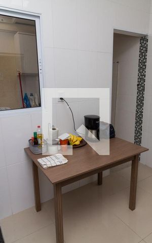 Casa de condomínio à venda com 62m², 2 quartos e 1 vagaCozinha