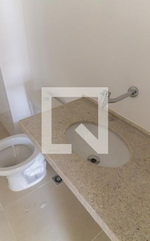 Apartamento à venda com 54m², 2 quartos e 1 vaga Apartamento à venda com 54m², 2 quartos e 1 vagaBanheiro