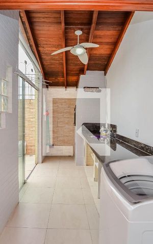 Casa de condomínio à venda com 74m², 2 quartos e 1 vaga Casa de condomínio à venda com 74m², 2 quartos e 1 vagaÁrea de Serviço