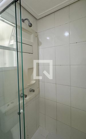 Apartamento à venda com 62m², 2 quartos e 1 vagaBanheiro Corredor