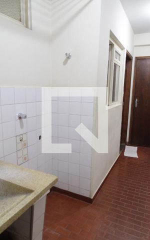 Apartamento para alugar com 150m², 3 quartos e 1 vagaÁrea de Serviço