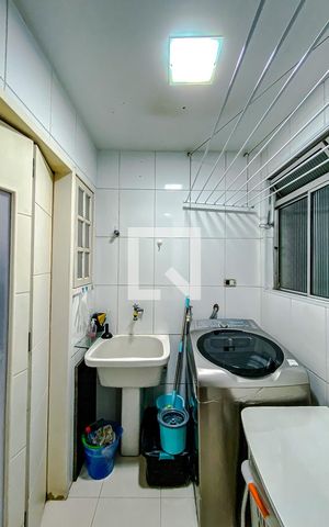 Apartamento à venda com 83m², 3 quartos e 1 vagaÁrea de Serviço