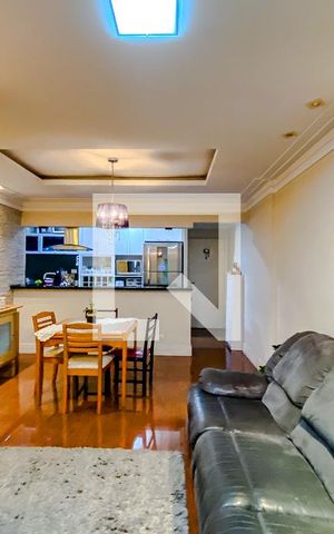 Apartamento à venda com 83m², 3 quartos e 1 vagaSala
