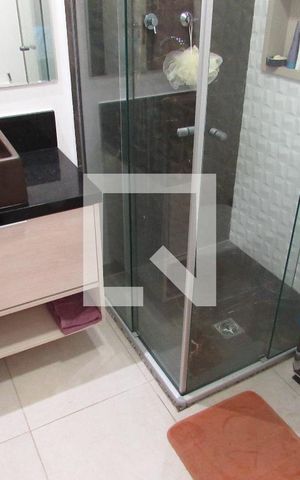 Apartamento à venda com 75m², 2 quartos e 2 vagasBanheiro da Suíte