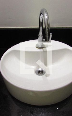 Apartamento à venda com 75m², 2 quartos e 2 vagasBanheiro