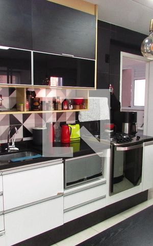 Apartamento à venda com 75m², 2 quartos e 2 vagasCozinha