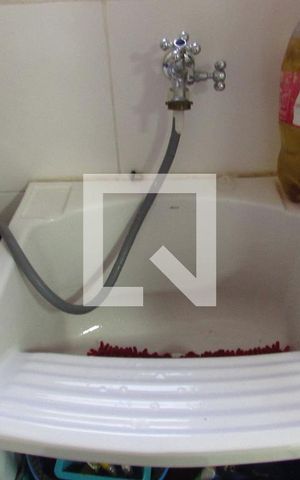 Apartamento à venda com 75m², 2 quartos e 2 vagasÁrea de Serviço