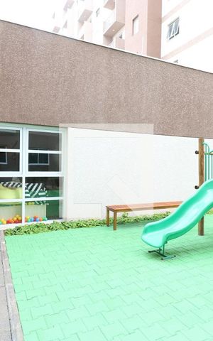 Apartamento à venda com 37m², 2 quartos e sem vagaÁrea comum - Playground