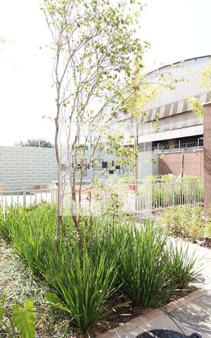 Apartamento à venda com 37m², 2 quartos e sem vagaÁrea comum