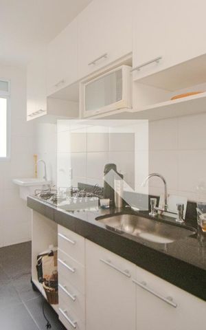 Apartamento à venda com 60m², 2 quartos e 1 vaga Apartamento à venda com 60m², 2 quartos e 1 vagaCozinha e Área de Serviço