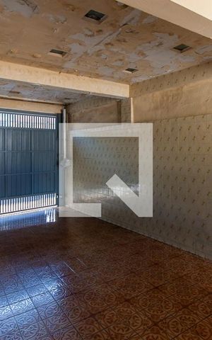 Casa à venda com 300m², 3 quartos e 3 vagas Casa à venda com 300m², 3 quartos e 3 vagasGaragem