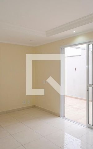 Apartamento à venda com 136m², 2 quartos e 2 vagasSala segundo andar