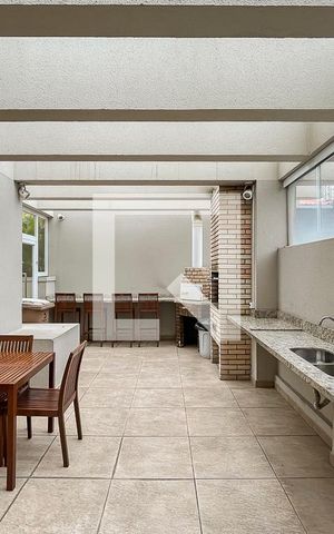 Apartamento à venda com 136m², 2 quartos e 2 vagasChurrasqueira