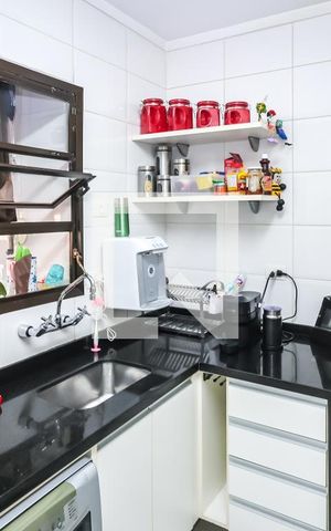Apartamento para alugar com 110m², 3 quartos e 2 vagas Apartamento para alugar com 110m², 3 quartos e 2 vagasCozinha