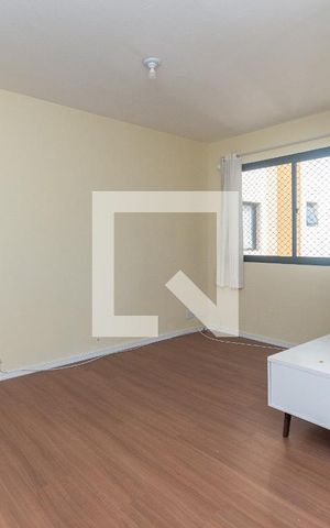 Apartamento à venda com 56m², 2 quartos e 1 vaga Apartamento à venda com 56m², 2 quartos e 1 vagaSala
