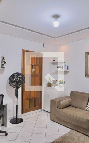 Casa à venda com 120m², 6 quartos e 1 vaga Casa à venda com 120m², 6 quartos e 1 vagaSala 3