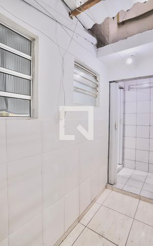 Casa à venda com 120m², 6 quartos e 1 vaga Casa à venda com 120m², 6 quartos e 1 vagaLavanderia 2