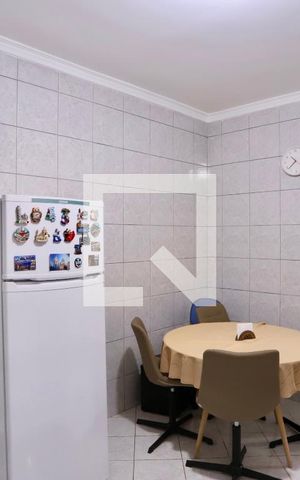 Casa à venda com 120m², 6 quartos e 1 vaga Casa à venda com 120m², 6 quartos e 1 vagaCozinha 3