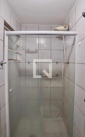 Casa à venda com 120m², 6 quartos e 1 vaga Casa à venda com 120m², 6 quartos e 1 vagaBanheiro 2