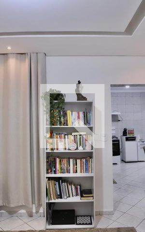 Casa à venda com 120m², 6 quartos e 1 vaga Casa à venda com 120m², 6 quartos e 1 vagaSala 3