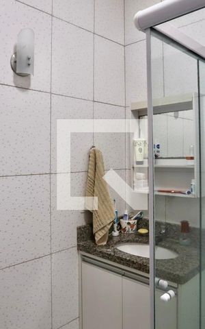 Casa à venda com 120m², 6 quartos e 1 vaga Casa à venda com 120m², 6 quartos e 1 vagaBanheiro 1