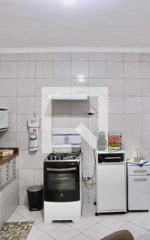 Casa à venda com 120m², 6 quartos e 1 vaga Casa à venda com 120m², 6 quartos e 1 vagaCozinha 3