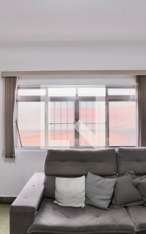 Casa à venda com 120m², 6 quartos e 1 vaga Casa à venda com 120m², 6 quartos e 1 vagaSala 1