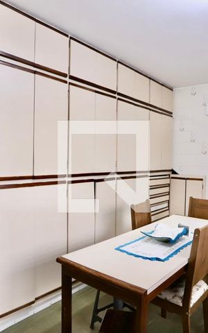 Casa à venda com 120m², 6 quartos e 1 vaga Casa à venda com 120m², 6 quartos e 1 vagaCozinha 1