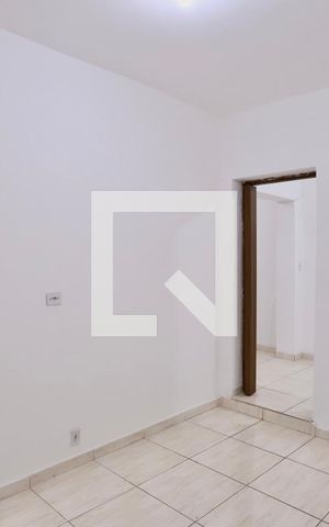 Casa à venda com 120m², 6 quartos e 1 vaga Casa à venda com 120m², 6 quartos e 1 vagaQuarto 6