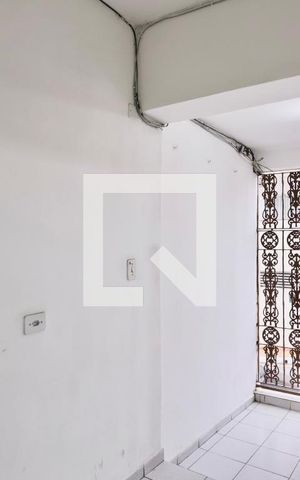 Casa à venda com 120m², 6 quartos e 1 vaga Casa à venda com 120m², 6 quartos e 1 vagaQuintal
