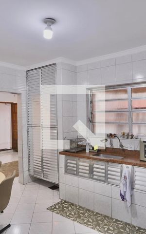 Casa à venda com 120m², 6 quartos e 1 vaga Casa à venda com 120m², 6 quartos e 1 vagaCozinha 3