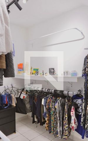 Casa à venda com 120m², 6 quartos e 1 vaga Casa à venda com 120m², 6 quartos e 1 vagaCloset do quarto 4