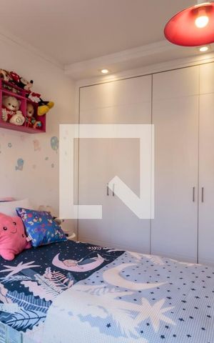 Casa de condomínio à venda com 210m², 4 quartos e 3 vagas Casa de condomínio à venda com 210m², 4 quartos e 3 vagasSuíte 1