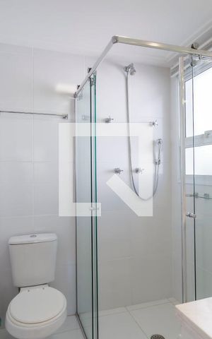 Casa de condomínio à venda com 210m², 4 quartos e 3 vagas Casa de condomínio à venda com 210m², 4 quartos e 3 vagasBanheiro da Suíte 3