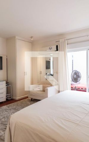 Casa de condomínio à venda com 210m², 4 quartos e 3 vagas Casa de condomínio à venda com 210m², 4 quartos e 3 vagasSuíte 4