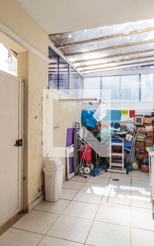 Casa de condomínio à venda com 210m², 4 quartos e 3 vagas Casa de condomínio à venda com 210m², 4 quartos e 3 vagasÁrea de Serviço