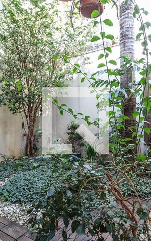 Casa de condomínio à venda com 210m², 4 quartos e 3 vagas Casa de condomínio à venda com 210m², 4 quartos e 3 vagasChurrasqueira