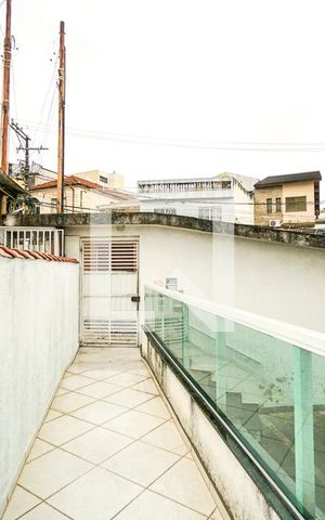 Casa de condomínio à venda com 125m², 3 quartos e 2 vagas Casa de condomínio à venda com 125m², 3 quartos e 2 vagasCorredor externo