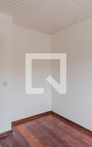 Casa à venda com 160m², 5 quartos e 2 vagas Casa à venda com 160m², 5 quartos e 2 vagasQuarto 3