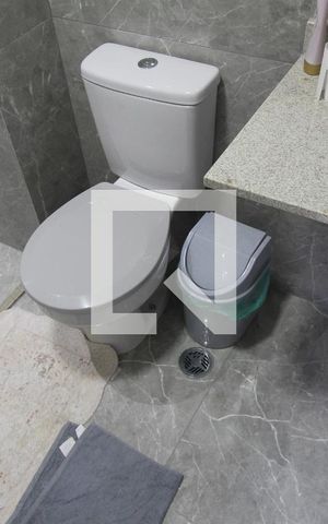 Apartamento à venda com 121m², 3 quartos e 2 vagas Apartamento à venda com 121m², 3 quartos e 2 vagasBanheiro da Suíte 1