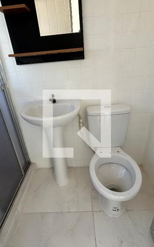 Casa para alugar com 110m², 3 quartos e sem vagaBanheiro