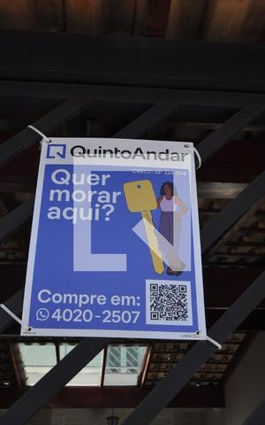 Casa à venda com 220m², 3 quartos e 4 vagasFachada