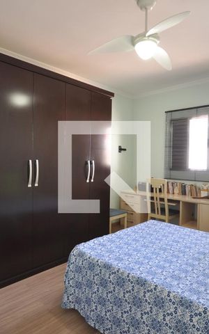 Casa à venda com 220m², 3 quartos e 4 vagasSuíte 2